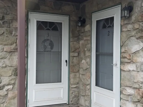 4154 E Harrisburg Pike APT 2, Middletown, PA 17057