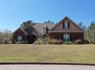 231 Natures Trl, Wetumpka, AL 36093