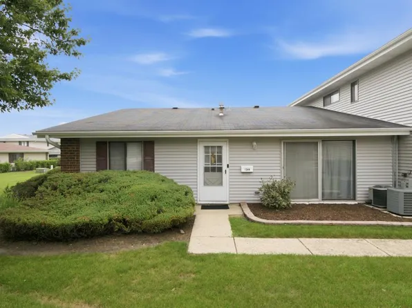 1344 Wakeby Ln #434, Schaumburg, IL 60193