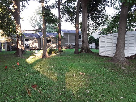 2nd image of 8843 Timberwood Dr