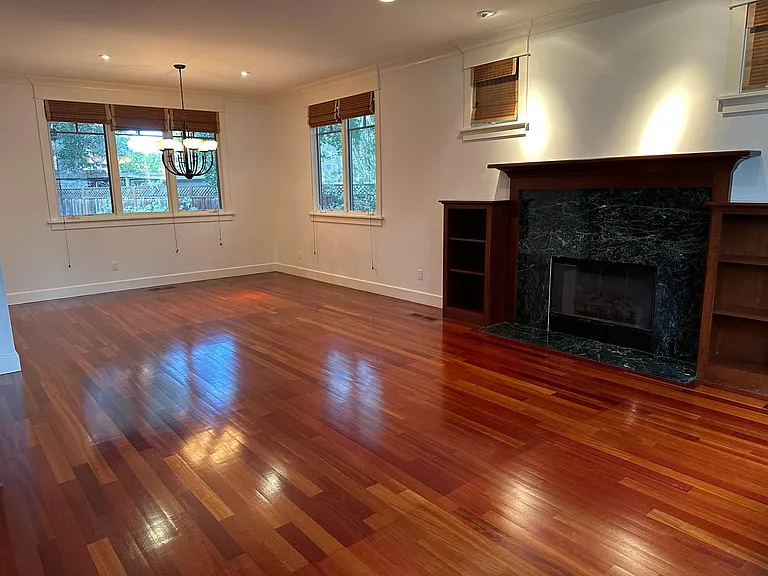 370 Duluth Cir — Photo 3