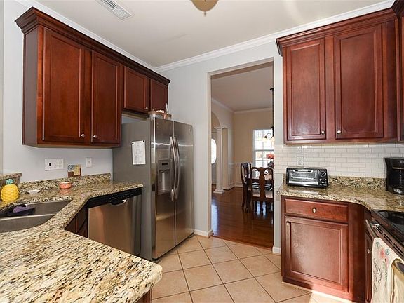 2nd image of 2016 Sweetwood Dr