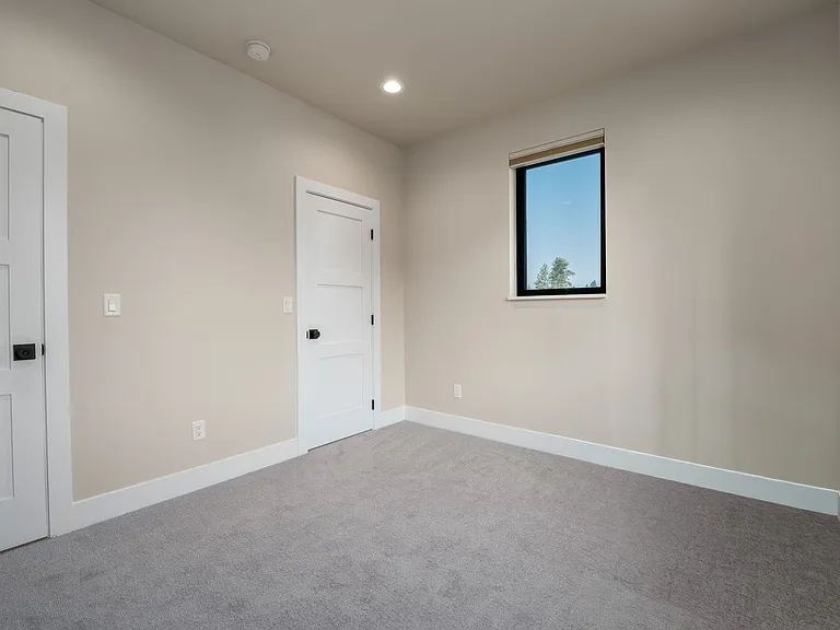 2971 NW Polarstar Ave — Photo 40