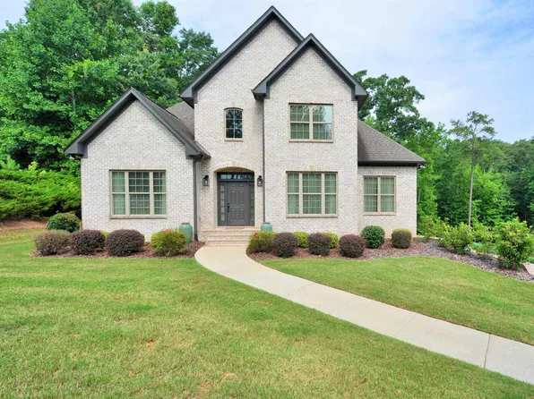 137 Willow Branch Ln, Chelsea, AL 35043