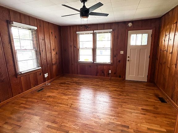 3rd image of 908 N 6th St #910