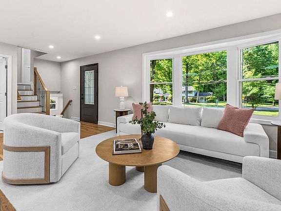 5th image of 6801 Tildenwood Ln