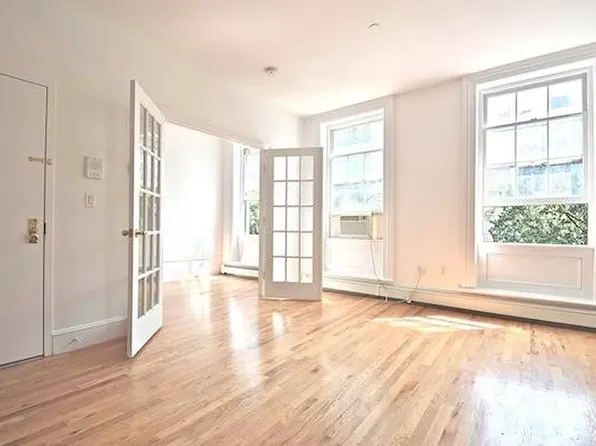 343 W 20th St APT 5, New York, NY 10011