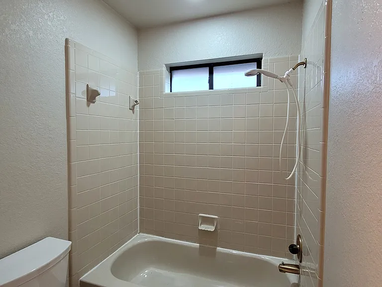 776 Santa Fe Trl — Photo 20