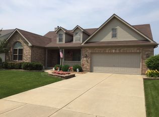 258 Ream Dr, Elburn, IL 60119