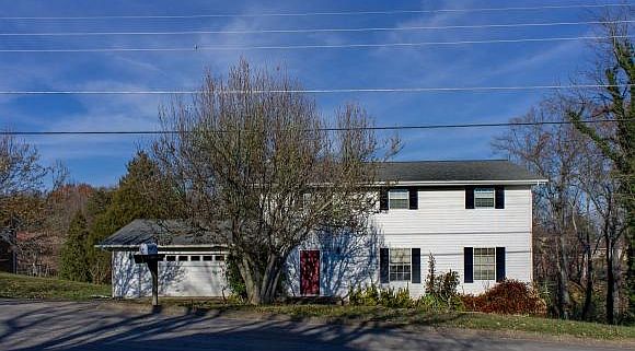 1st image of 923 Martingale Dr