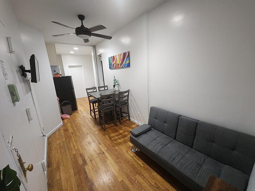 1st image of 529 W 48th St APT 8
