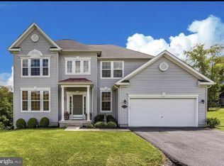 567 Rivanna Run, Falling Waters, WV 25419