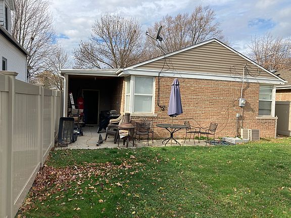 2nd image of 11333 S Fairfield Ave
