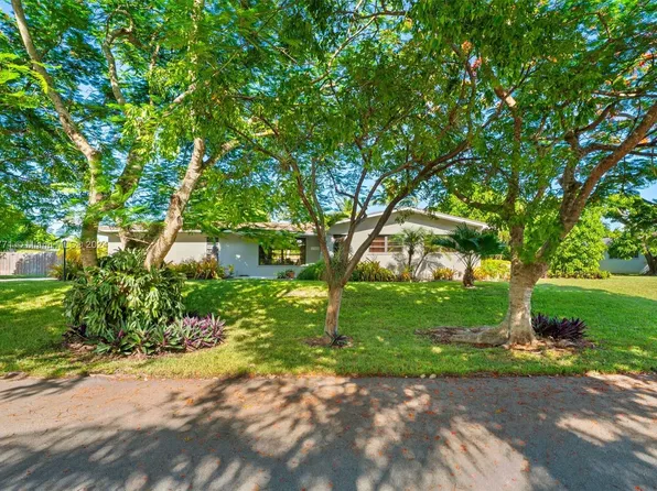 17505 SW 91st Ave, Palmetto Bay, FL 33157
