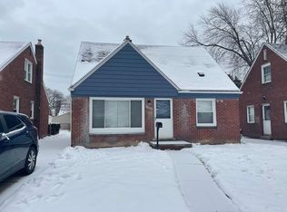 2611 Hollywood St, Dearborn, MI 48124