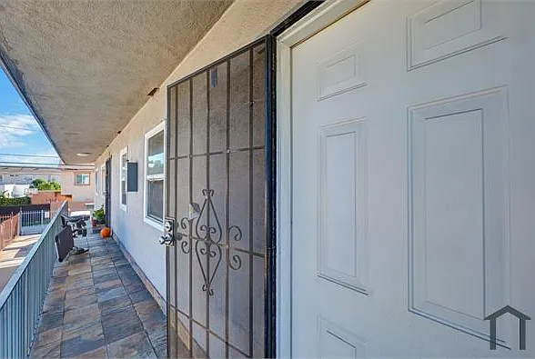 8508 Avalon Blvd #4 — Photo 17