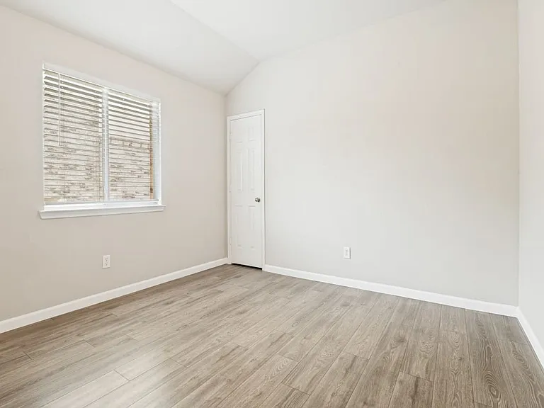Secondary bedroom or can be used as an office