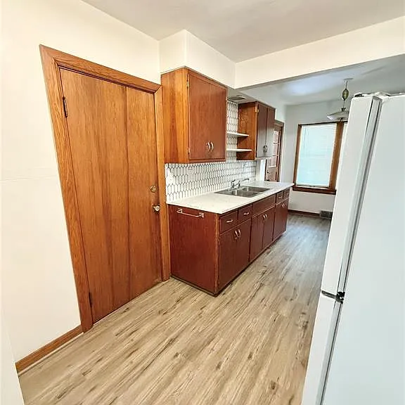 1308 Caseyville Ave — Photo 10