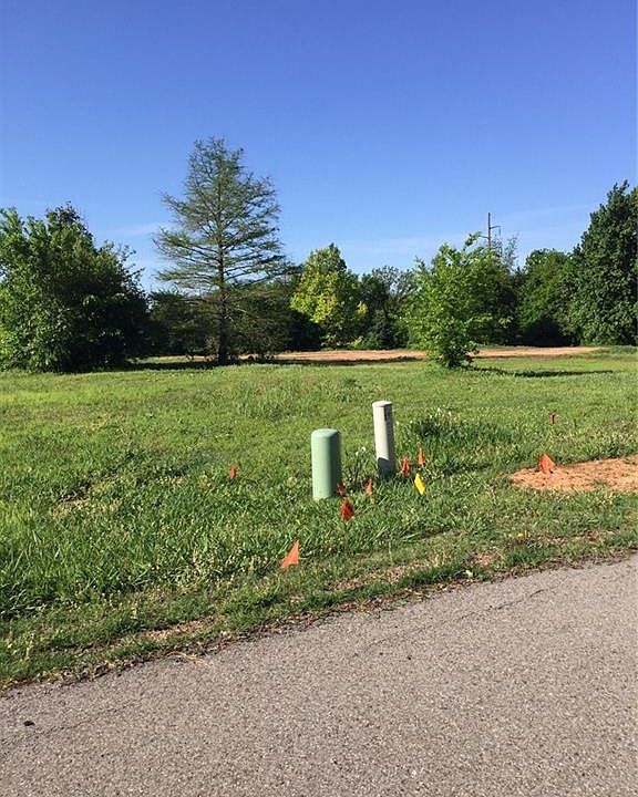 1st image of 2314 Hidden Lake Dr