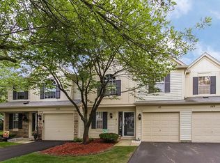 171 Park Ridge Ln, Aurora, IL 60504