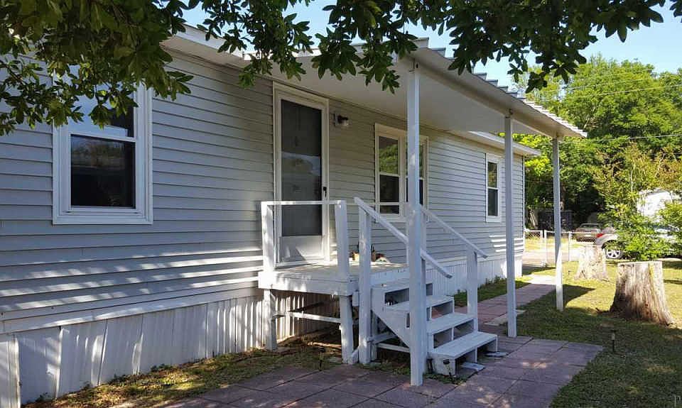 1st image of 5433 Regents Ave