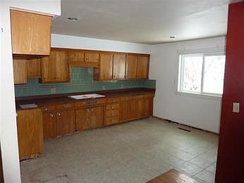 2nd image of 2200 E South Altamont Blvd