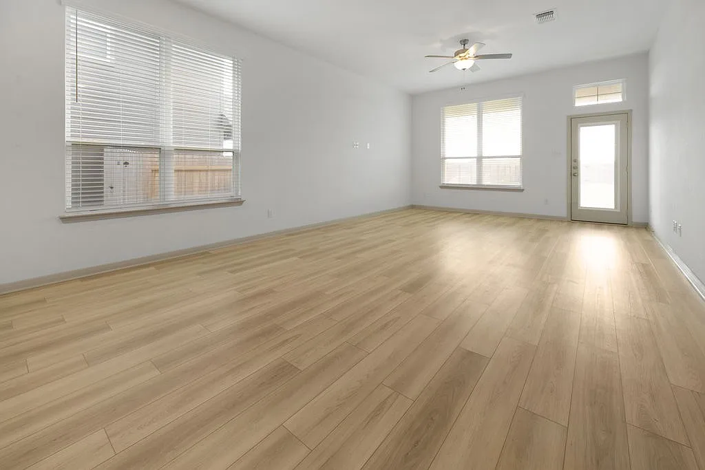 6910 McGregor Loop — Photo 4