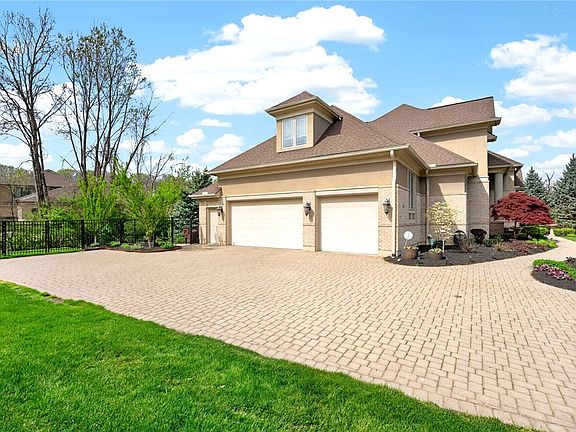 4th image of 998 Olde Sterling Way