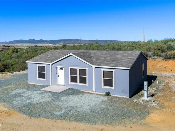 1765 S Lovin Ln, Dewey, AZ 86327