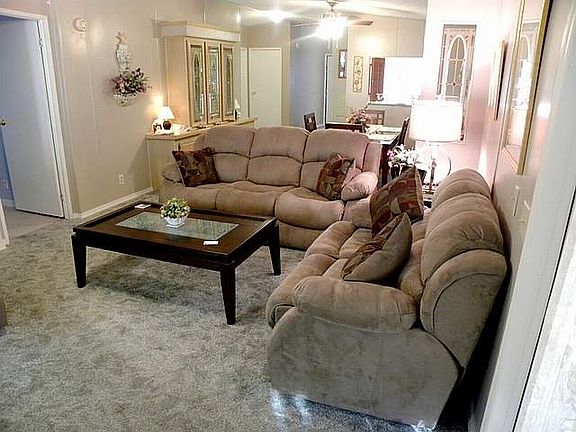 2nd image of 86 Sea Fern Dr
