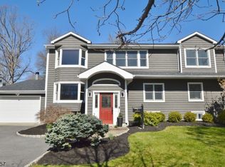 77 Rockwood Rd, Florham Park, NJ 07932