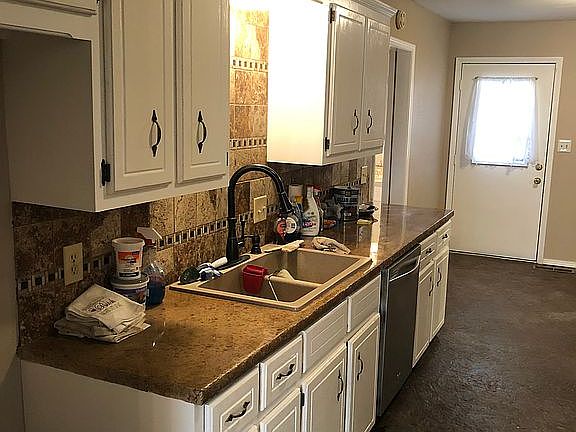 3rd image of 7087 E Heather Dr