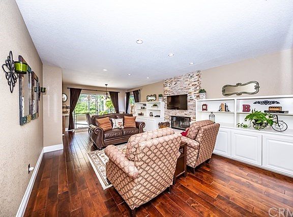 4th image of 3380 Mountainside Dr