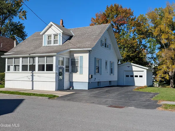 9 Montgomery Street, Fultonville, NY 12072