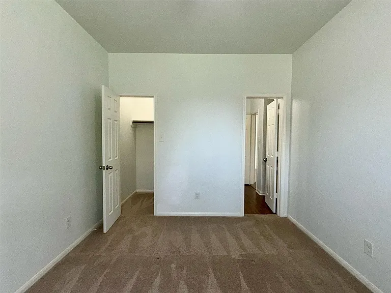 2623 Hunters Side Trl — Photo 45