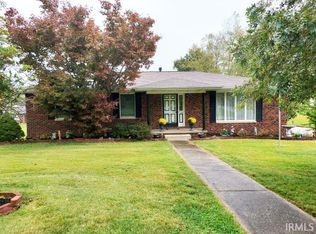 2001 Leland Dr, Huntingburg, IN 47542