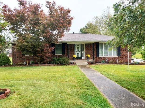 2001 Leland Dr, Huntingburg, IN 47542