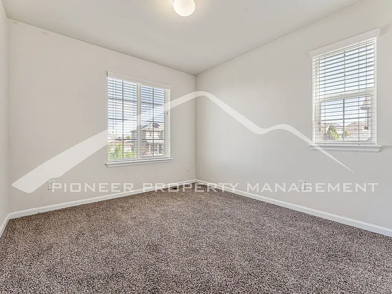 25004 E Pinewood Pl — Photo 15
