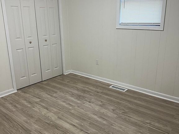 5th image of 14817 Twin Dr