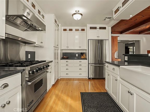 5th image of 9419 Creemore Dr