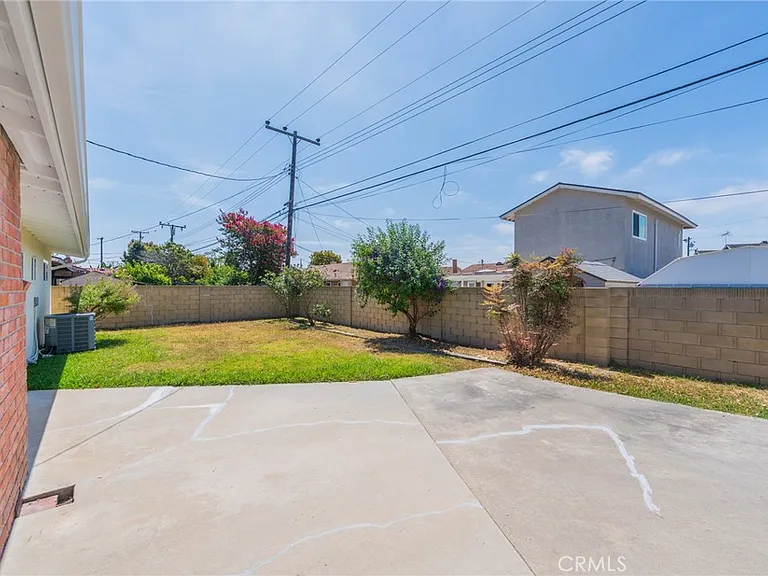 9230 Larkspur Dr — Photo 19