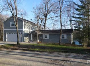201 High Point Ct, Dahinda, IL 61428
