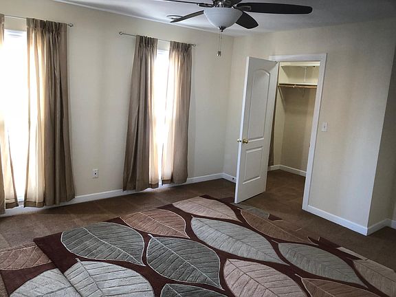 Large Bedroom with Walk In Closet