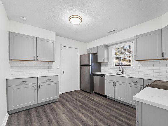 5th image of 4515 Kindlewood Dr