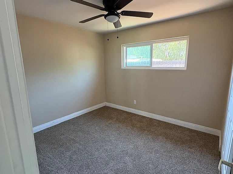 1222 Willowside Ter — Photo 19