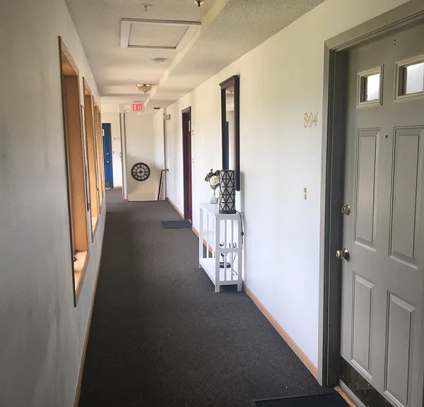 804 Cross Park Ave — Photo 2