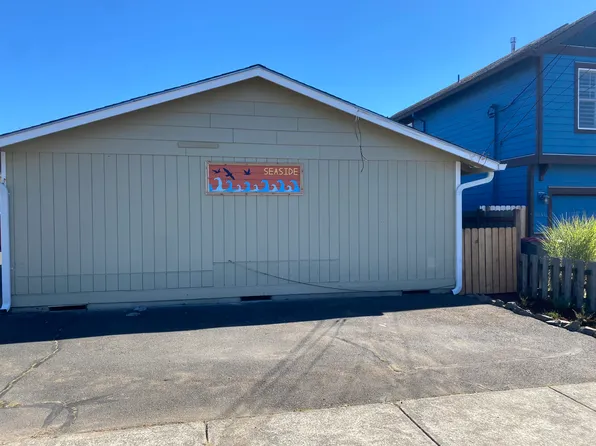 981 S Columbia St APT 1, Seaside, OR 97138