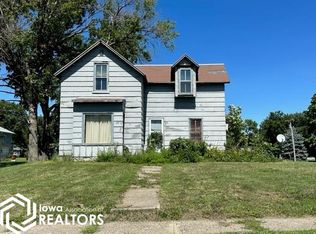 201 Oak St, Rolfe, IA 50581