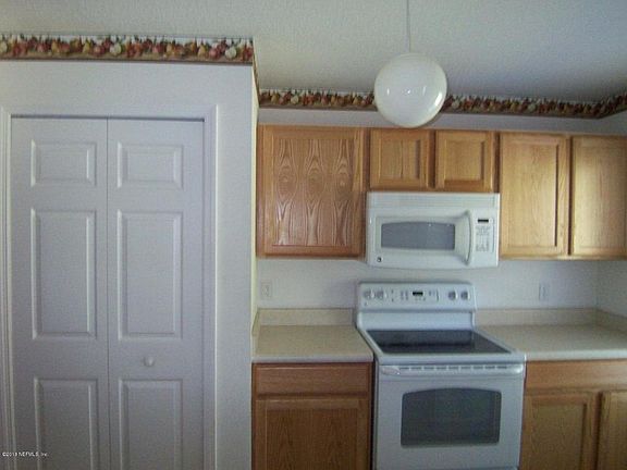 3rd image of 7422 Palm Hills Dr