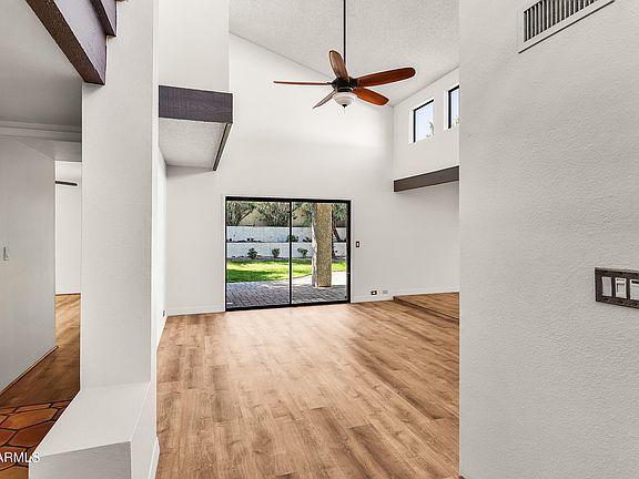 4th image of 4709 E EUCLID Avenue